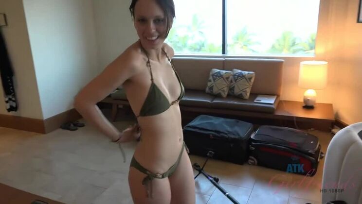 [ATKGirlfriends] - Jade Nile Takes a Creampie - Brunette Amateur Fuck - Jade Nile