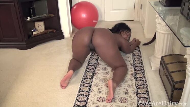 [WeAreHairy] - Bobbie Rains hairy pussy and big tits - Bobbie Rains