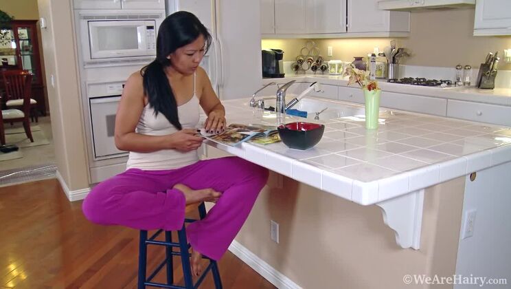 [WeAreHairy] - Breakfast Disaster with Solo Hairy Asian Max Makita - Max Mikita