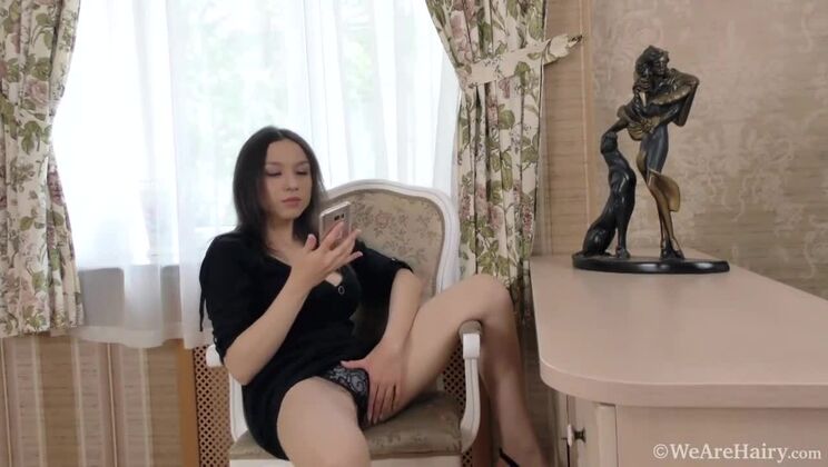 [WeAreHairy] - Veronika Mars Strips and Shows Off Her Body - Veronika Mars