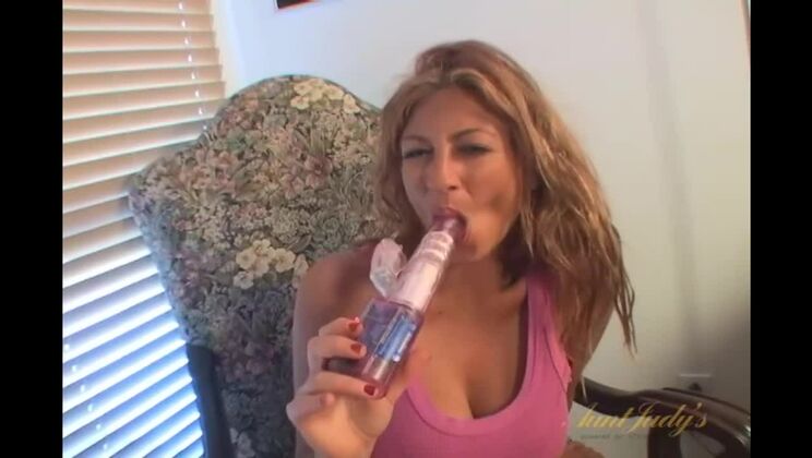 [AuntJudys] - Big Boobs Lucky Masturbates Hard – Tits Shaking - Alexis Silver