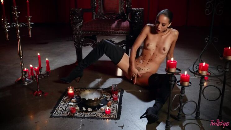 [Twistys] - Dark Ebony Desire - Logan Pierce - Caroline Ray