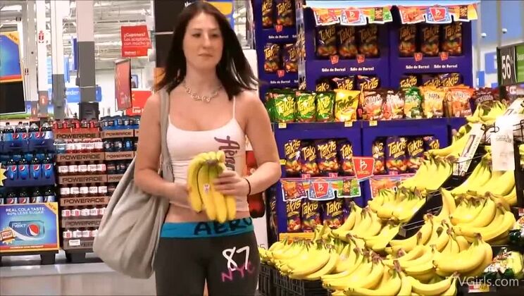 Beautiful Veronika's Squirt - A Solo Experience