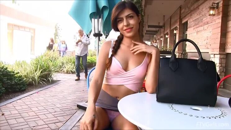 [FTVGirls] - Teasing Figure 7: A Young Audrey Solo - Aurielee