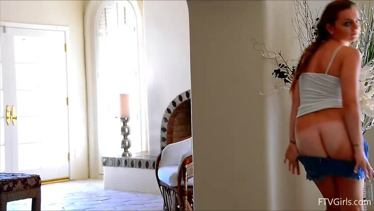 Cara's Beautiful Body Orgasms