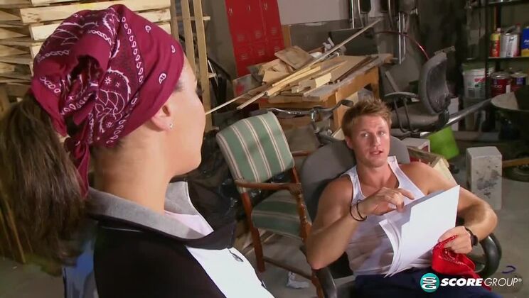 [ScoreLand] - Selena Castro in a Big Garage - selena castro