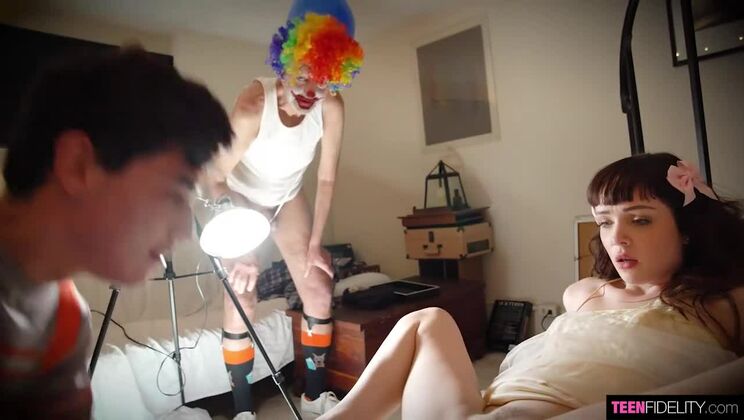 [TeenFidelity] - Starlet Aliya Brynn - Juan El Caballo Loco - Aliya Brynn