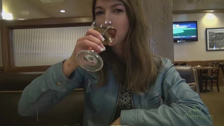 [ATKGirlfriends] - Foot Fetish Fun with Brunette Susan Ayn - Susan Ayn