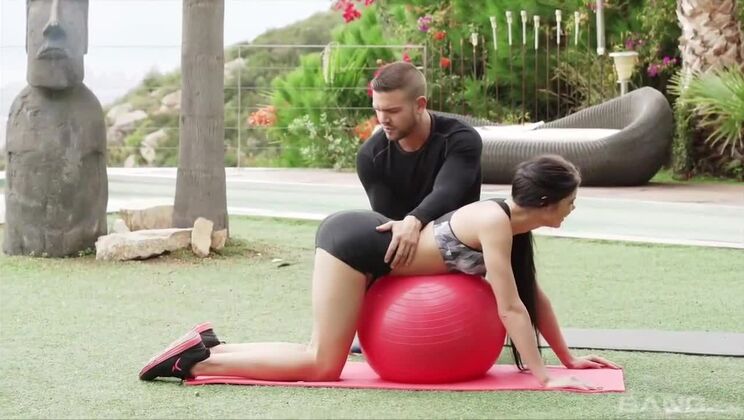 [BANG.com] - Lavana Lou gets wrecked by two cocks - DP on gym ball