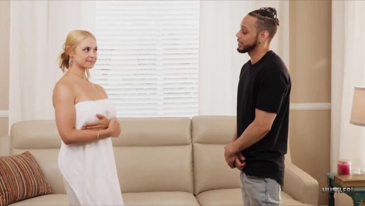 [Hustler] - Steamy Blonde Sarah Vandella's MILF Encounter - Sarah Vandella