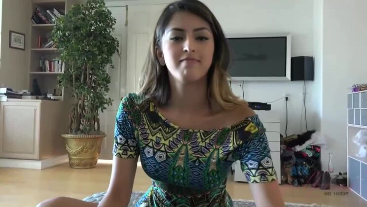 [ATKGirlfriends] - Hot Latina Sophia Leone's Footjob is Fire - Sophia Leone