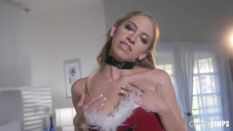 [WildOnCam] - Little Christmas Present from Khloe Kapri