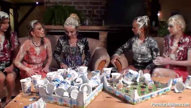 [Tainster] - Victoria Puppy Joins Lesbian Girls for Wild Party