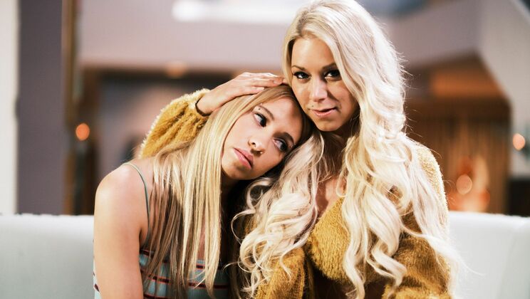 [Mommy'sGirl] - Khloe Kapri and Katie Morgan - Lesbian Delight - Katie Morgan - Khloe Kapri