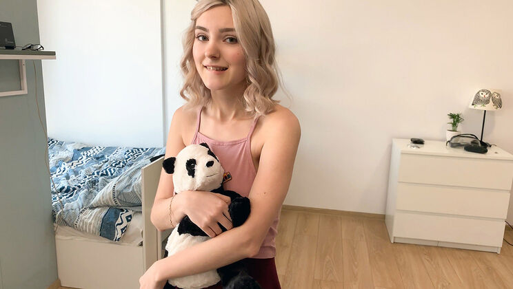 [TeamSkeetXSeries] - From Amateur to Pro: Blowjob Skills - Eva Elfie - Adam Ocelot