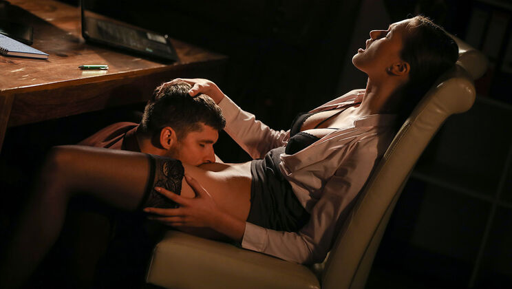 [MYLF] - Sensations in the Night