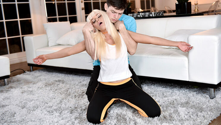 [MYLF] - Trained MILF Marie Mccray - Marie Mccray