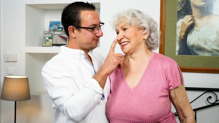 [LustyGrandmas] - Dashing Norma Gets Fucked - Rob - Norma B