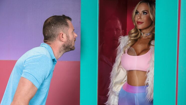 [Brazzers] - Titty Fuck and Deepthroat with Big Tit Blonde - Olivia Austin - Scott Nails