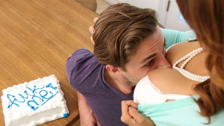 [Brazzers] - Big Tits Redhead Mom Fucked - Isis Love - Lucas Frost