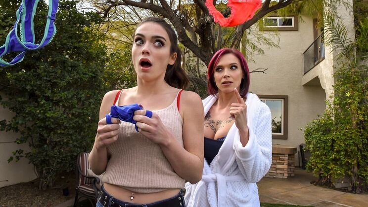 [Brazzers] - Fetish Sex With My Athletic New Girlfriend - Anna Bell Peaks - Ashly Anderson