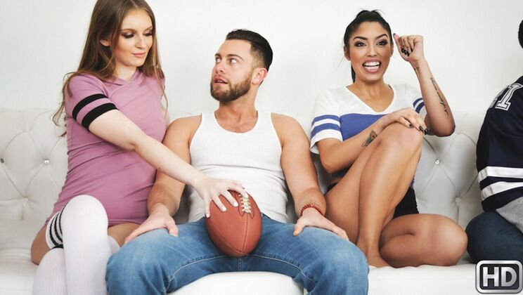 [SneakySex] - Reverse Cowgirl & More with Seth Gamble - Vanessa Sky - Seth Gamble - Maya Kendrick