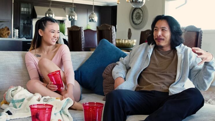 [RKPrime] - Kissing and Spooning with Girlfriends - Lulu Chu - Leo Vice