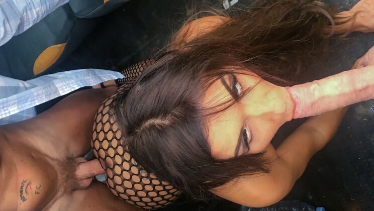 [FemaleFakeTaxi] - Two men give Princess Jas a facial