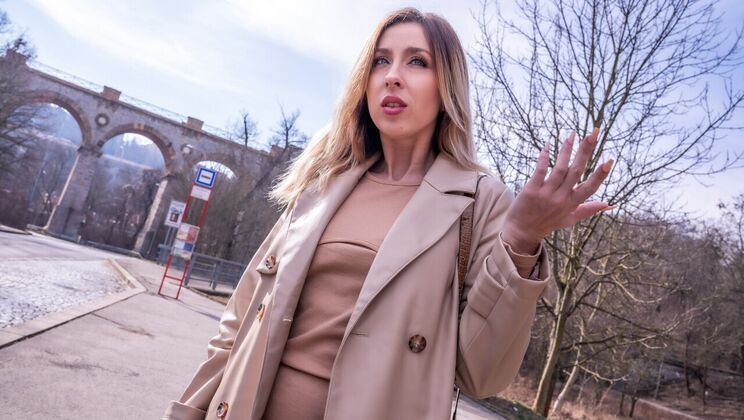 [PublicAgent] - Big Natural Tits Amateur Milf Fucked Hard - Martin Gun - Mia Brown