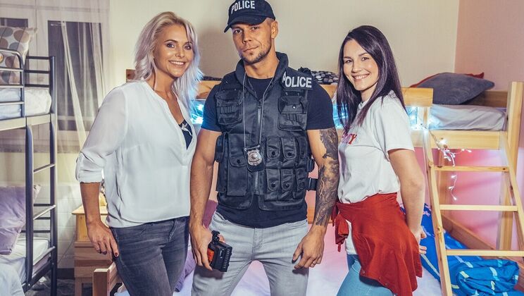 [FakeHostel] - Big Cock Delights European Beauties - Elena Vega - Angelo Godshack - Kathy Anderson