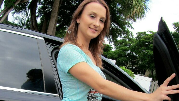 [StrandedTeens] - Sadie Leigh and Auto Fuck - Sadie Leigh