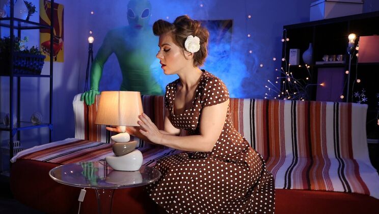 [MOMXXX] - Mom's Mouth Gets Filled on Halloween - George Uhl - Lovita Fate - Heidi Van Horny