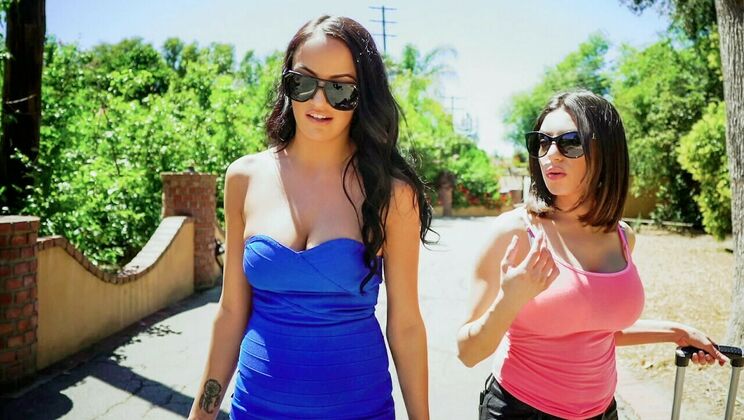 [GirlsGonePink] - Lesbian Shower Bang - Darcie Dolce - Sofi Ryan