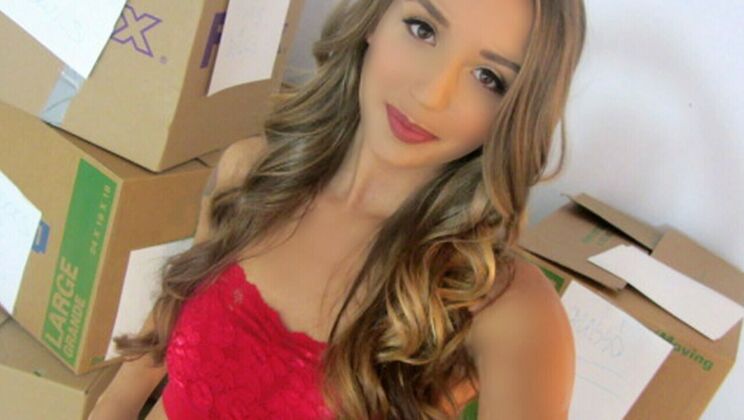 [LatinaSexTapes] - Latina Avery Adair Doggystyle Sex - Avery Adair