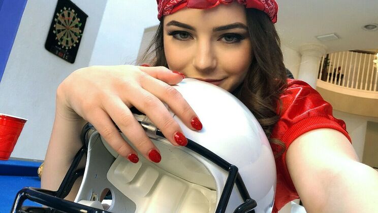 [IKnowThatGirl] - Amateur Kylie Quinn Loses Big - Kylie Quinn