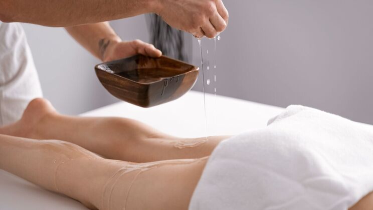 [MassageRooms] - Italian Teen Fucks After Getting Massaged