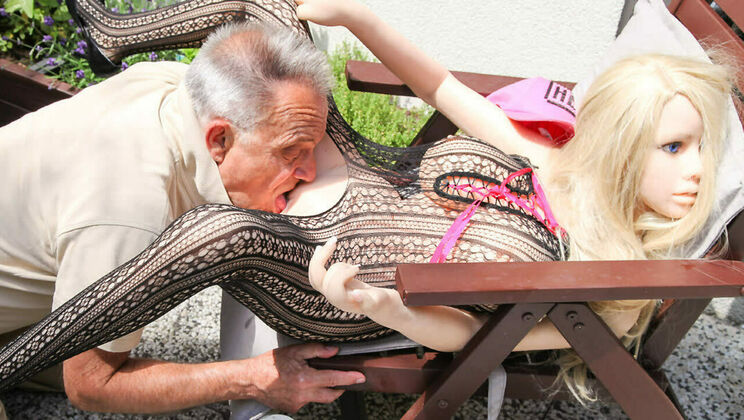 [GrandparentsX] - Hardcore Action with Sex Doll and Old - Dirty Gunther - Dolly the Doll
