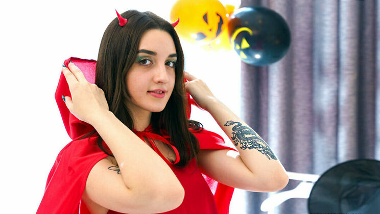 [ClubSweethearts] - Tattooed Teen Eva Tender Masturbates - Eva Tender