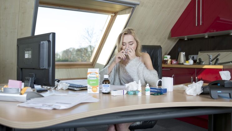 [Oldje] - Old Medicine Makes Young Patient Cum - Harry - Martha