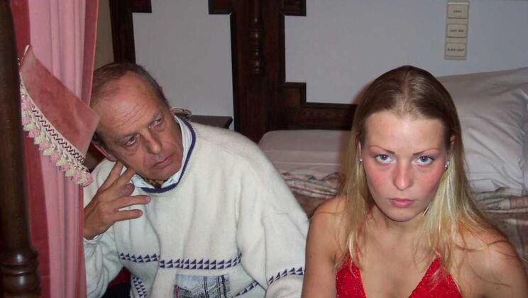 [Oldje] - Pussy Licking Maid Zafira - Zafira - Dickie