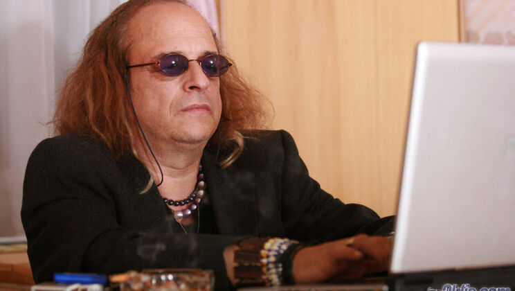 [Oldje] - Pussy Licking And Doggystyle With Old Man - Michaela Marti - Manfred