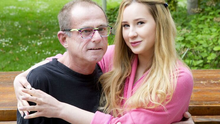 [Oldje] - Cherry Bright Gets Fisted on a Rainy Day