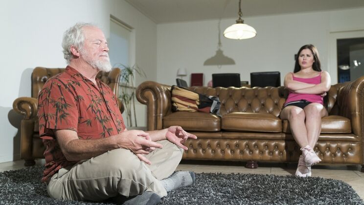 [Oldje] - Brunette Teen Sucked by Old Man - Cassie Right - Bruno