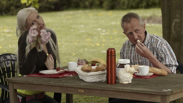 [Oldje] - Blonde AlexisII's Outdoor Blowjob and Sex - Doug - AlexisII