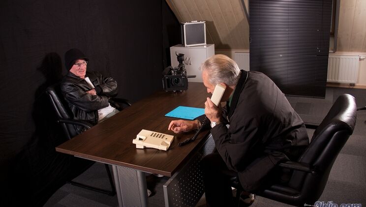 [Oldje] - Blonde and Older Guy's Steamy Sex - John - Charlize Bella