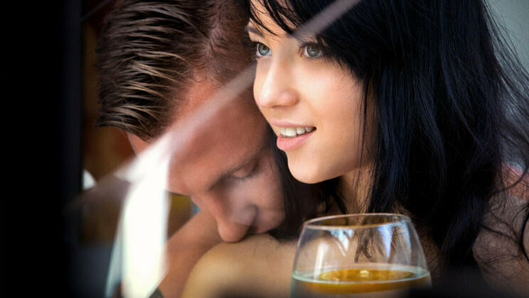 [SexArt] - Couple's Doggystyle Beach Fun - Matt Ice - Taissia A