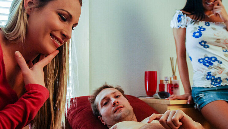 [2ChicksSameTime] - Tattooed Beauties Harmony and Mikayla Take on Morning Wood - Harmony - Mikayla - Eric Swiss