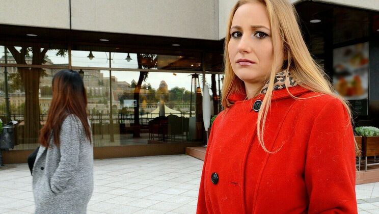 [PublicPickups] - Young Wife Fucking for Donation - Kiki Cyrus