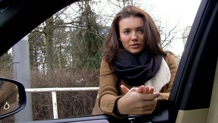 [StrandedTeens] - Beautiful Hitchhiker Exposes Her Booty - Vanessa Decker