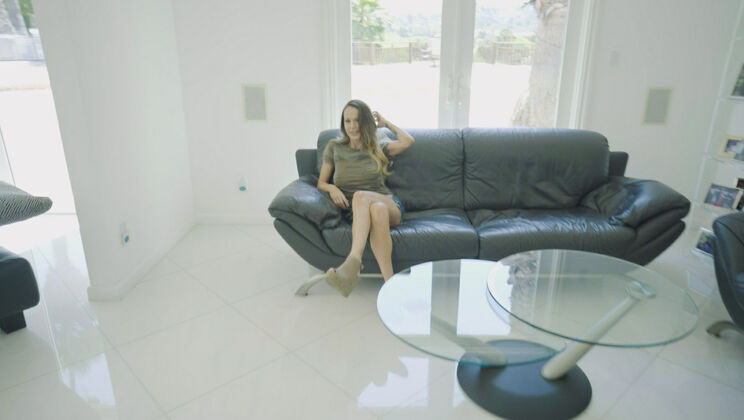 [PervMom] -  Stepmom's Dirty Fantasies Came True  - Wrex Oliver - Mckenzie Lee